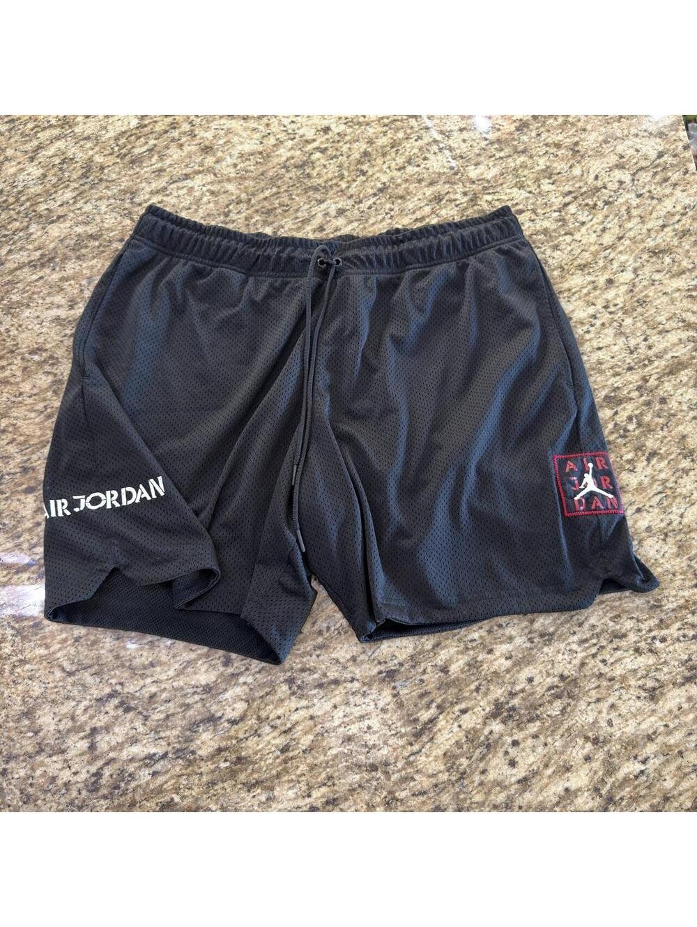 Jordan Men's Black and Grey Shorts
